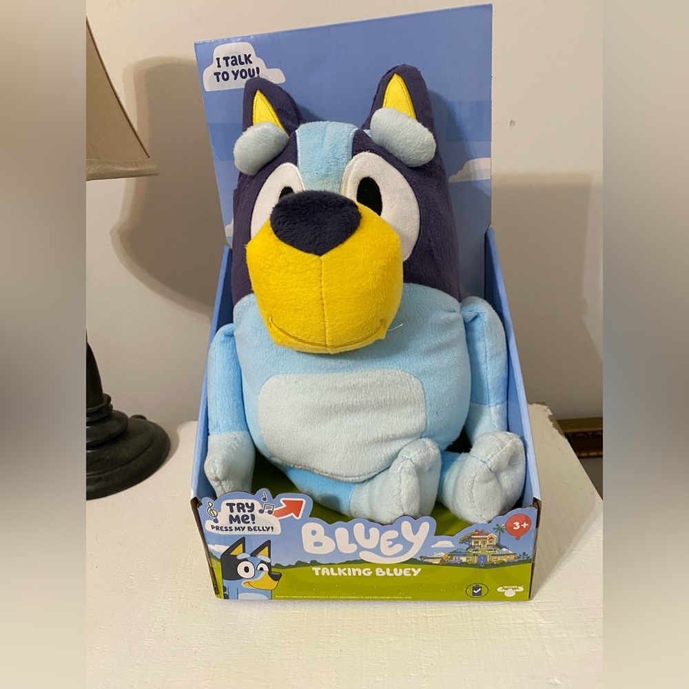 Bluey Talking Plush Toy NWT - Picture 1 of 2